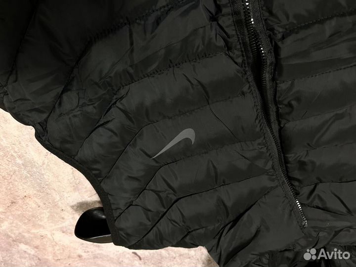 Жилетки Nike