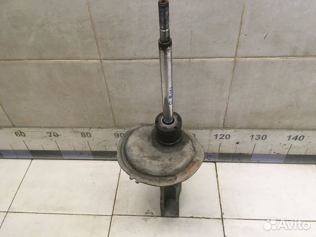 Амортизатор передний правый C4 2005-2011