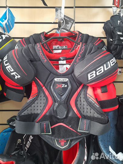 Наплечники хоккейные Bauer,CCM