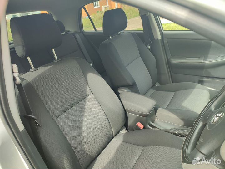 Toyota Corolla Runx 1.5 AT, 2003, 253 000 км
