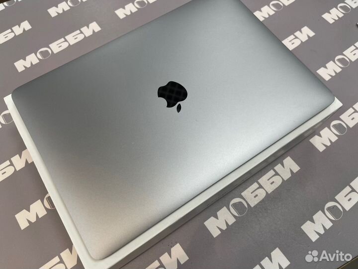 Apple MaxBook Air 13 2020 i3 8/256Gb Space Gray