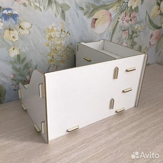 Шкатулка, комод настольный