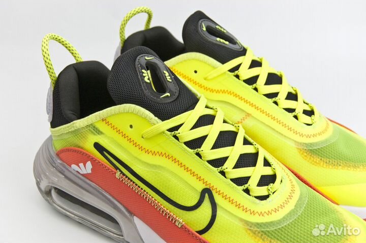 Nike Air Max 2090 Yellow / White