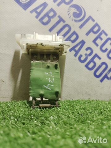 Резистор отопителя Renault Logan седан 1.4 K7J710