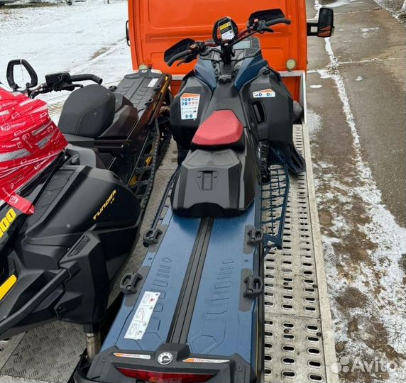 Снегоход BRP SKI-DOO Summit Expert Turbo R 154