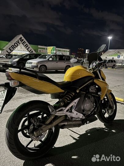 Мотоцикл Kawasaki er6n