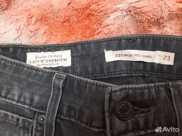 Джинсы женские Levi's