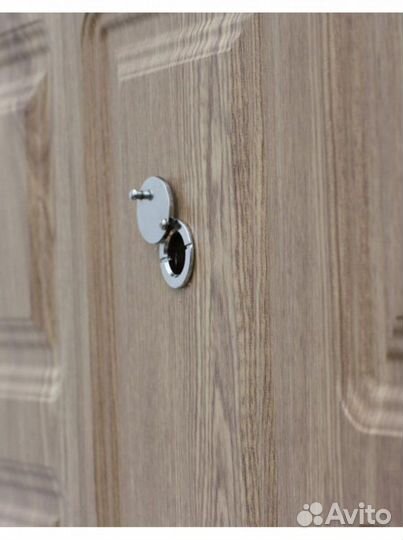 Дверь входная