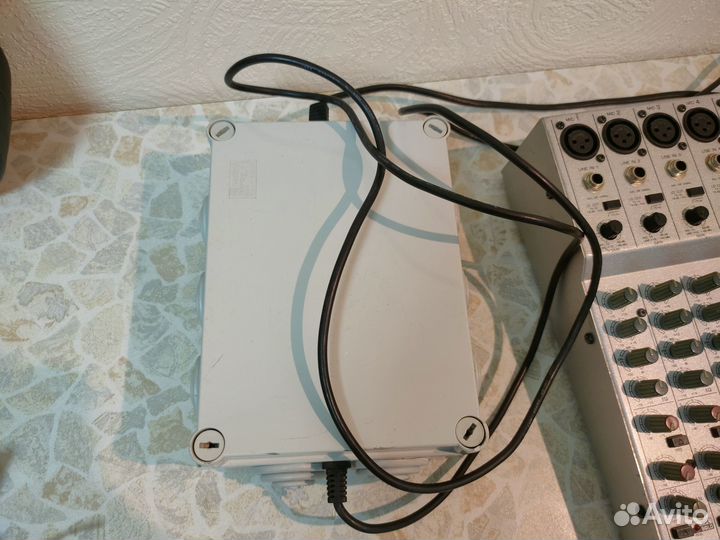 Behringer Eurorack MX2004A