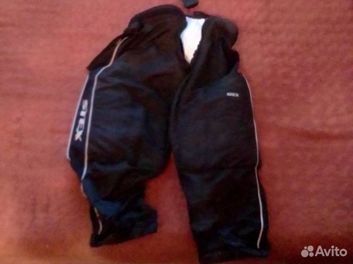 Экипировка для хоккея с мячом детская