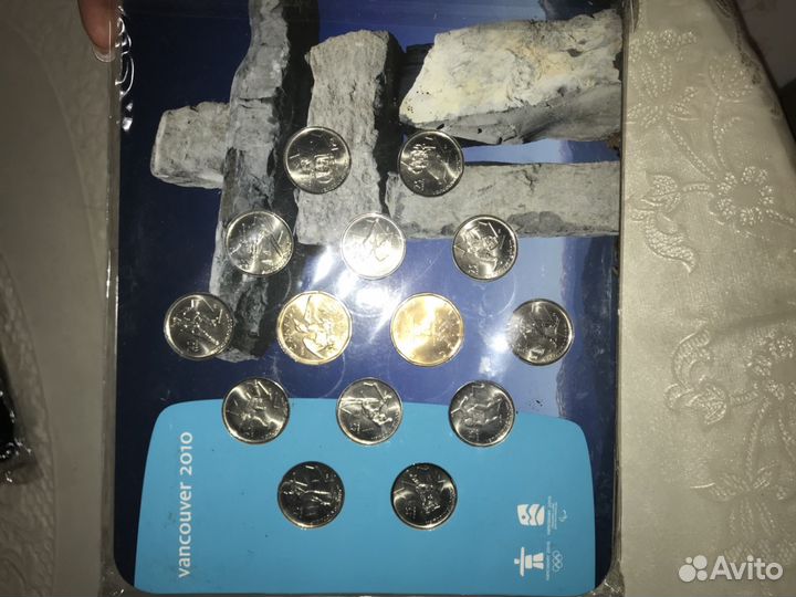 Монеты символ Канады