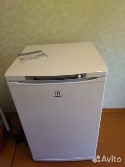 Морозильная камера indesit sfr100