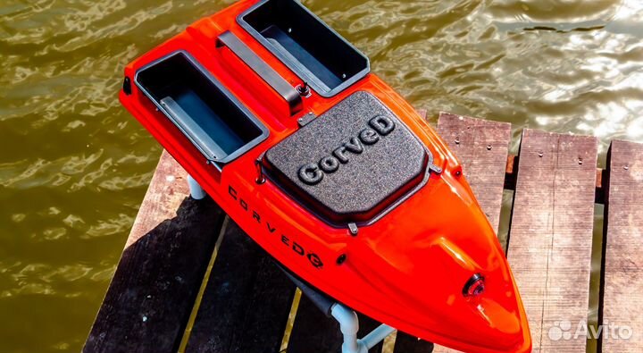 Прикормочный кораблик CorveD fire FOX