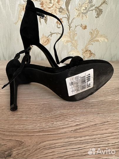 Босоножки 36