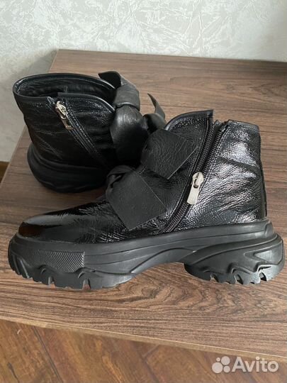 Ботинки женские