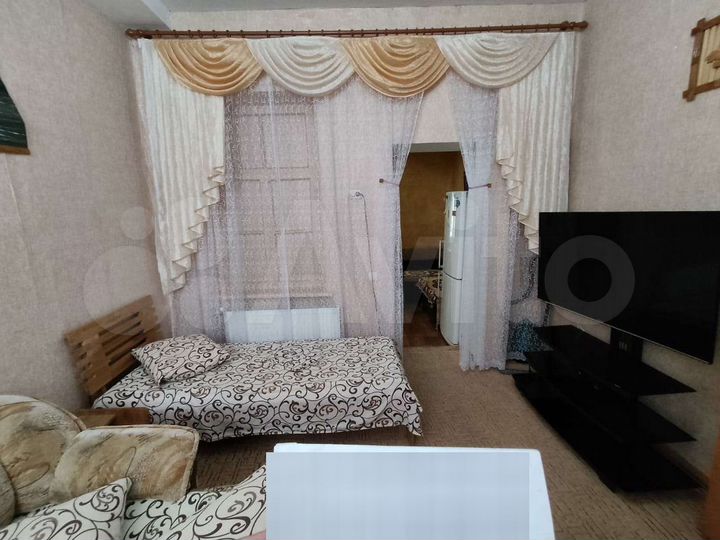 Дом 32 м² на участке 1 сот.