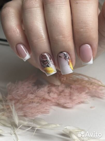 Маникюр гельлак педикюр