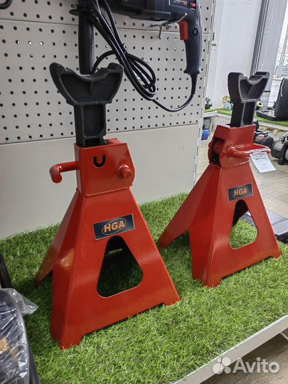 Подставка для автолюбителя