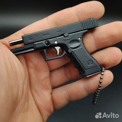 Брелок Glock 17