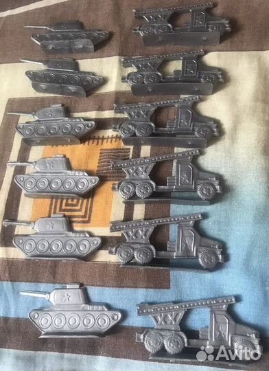 Пластиковые фигурки СССР и солдатики