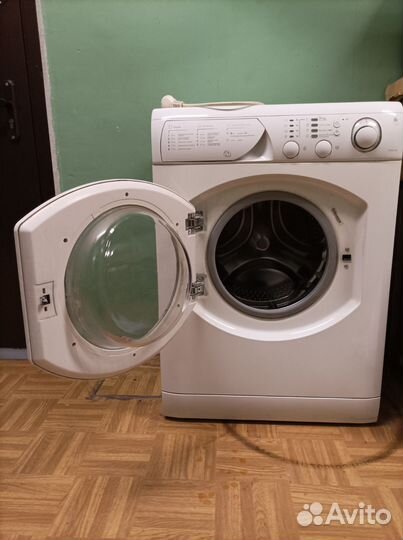 Стиральная машина Hotpoint-Ariston avsl 100