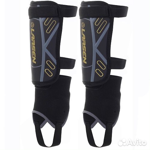 Щитки футбольные