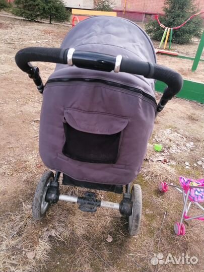 Прогулочная коляска