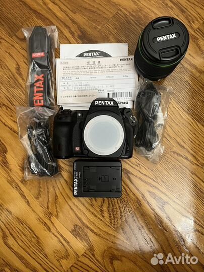 Зеркальный фотоаппарат Pentax K-5 Kit