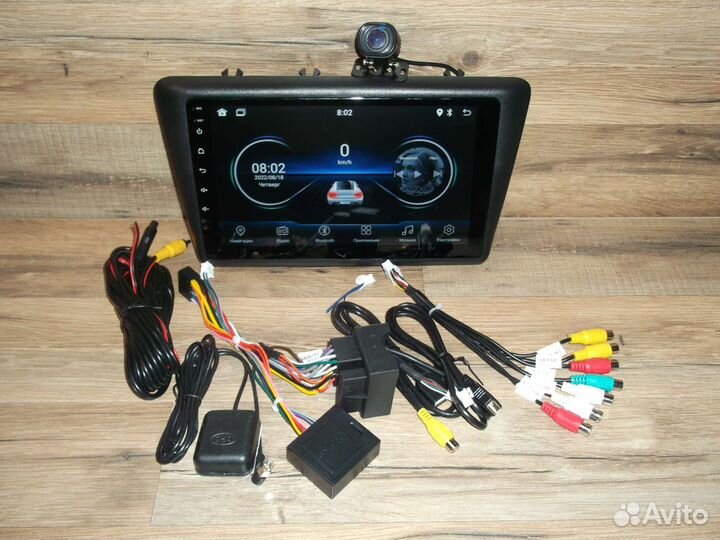 Магнитола Skoda Rapid Android камера заднего вида