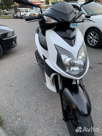 Скутер Sym jet 4 50