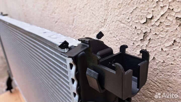 Радиатор Renault Laguna 3