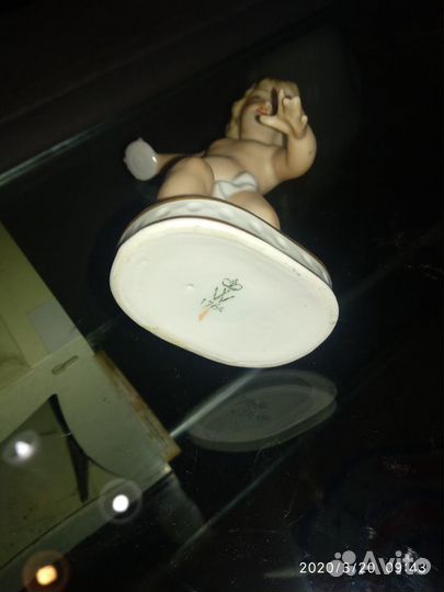 Статуэтка.Путти с диском.Wallendorf.Германия