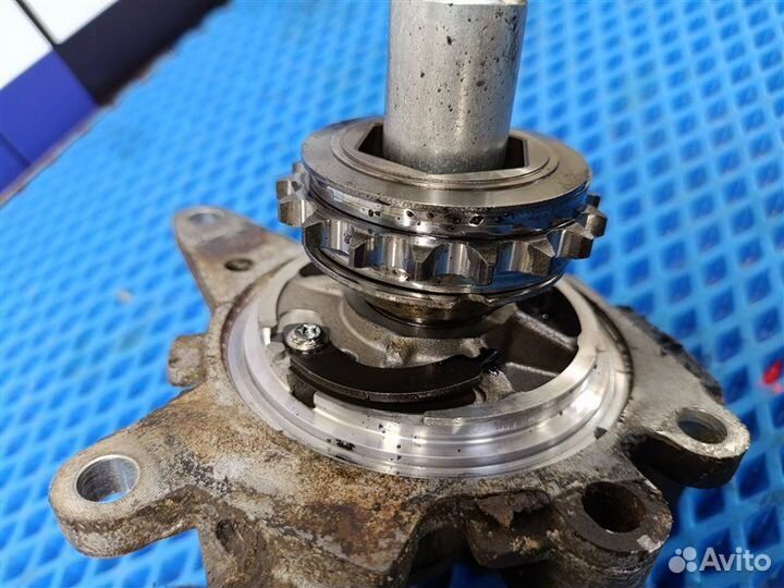 Насос вакуумный Nissan Pathfinder R51 YD25 2014