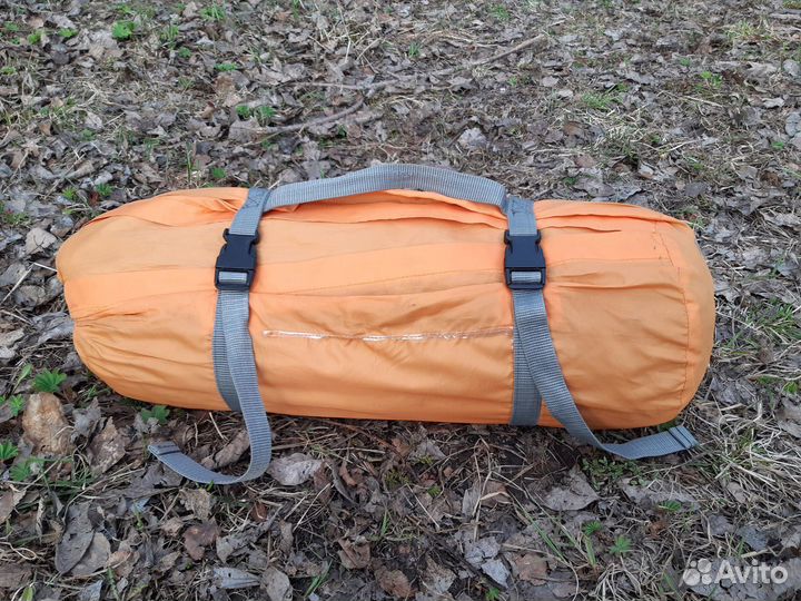 3-х местная горная палатка с юбкой Снаряжение