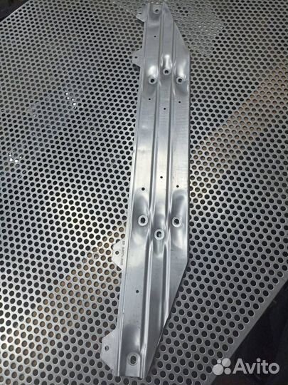 Кронштейн (крепление) BMW X3 G01 2022 7430818