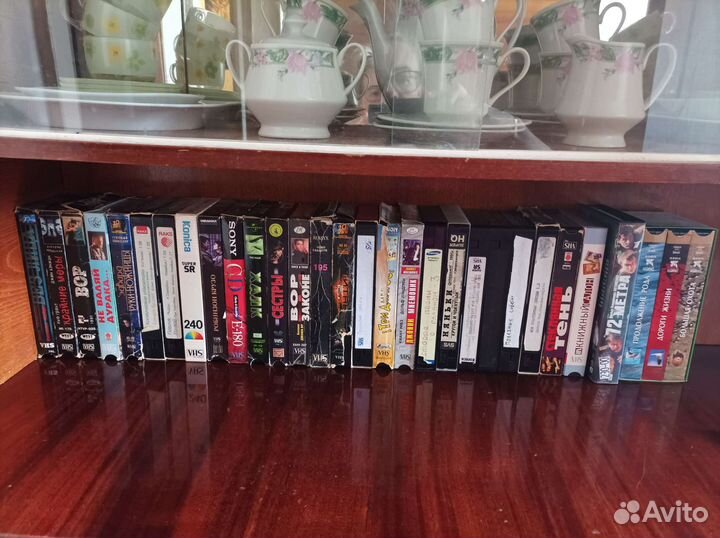 Видеокассеты с фильмами