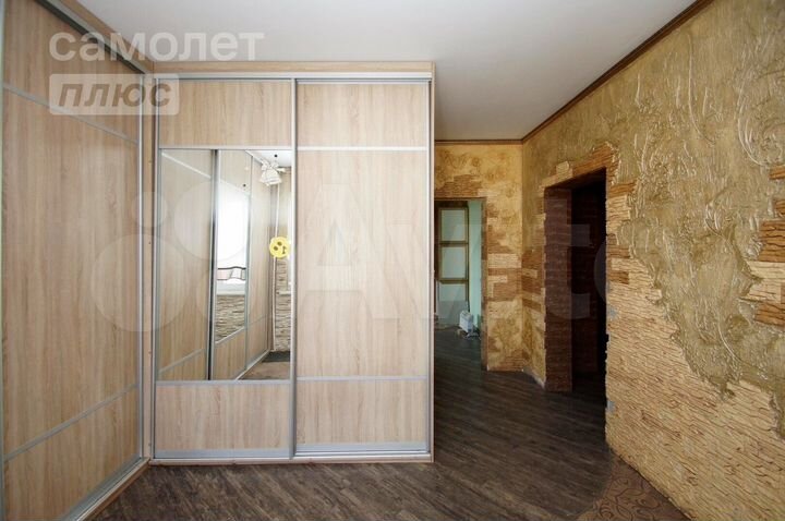 Дом 216,5 м² на участке 12 сот.