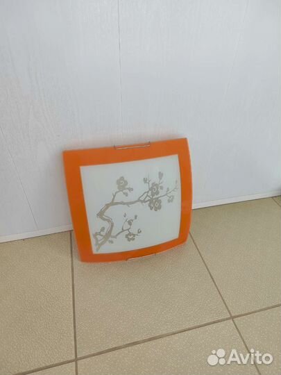 Настенный светильник