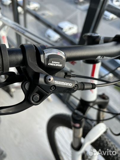 Велосипед GT Avalanche Elite