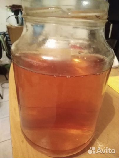 Винный уксус (прокисшее виноградное вино)