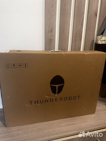 Монитор thunderobot 27дюймов (новый)