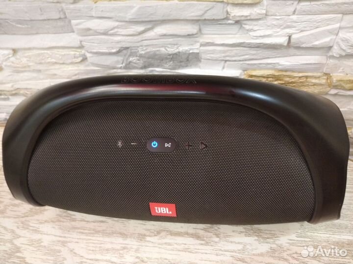 Колонка jbl boombox