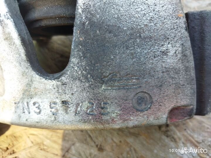 Суппорт тормозной передний Опель astra