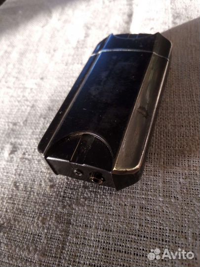 Зажигалка газовая