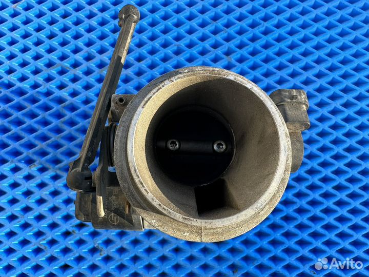 Дроссельная заслонка Renault Logan