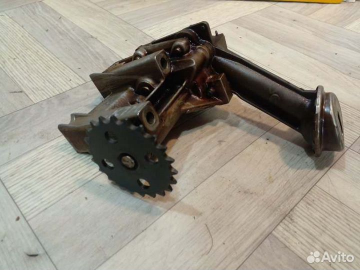 Насос масляный, маслонасос Renault Logan 2 K7M