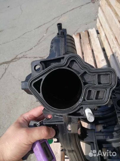 Коллектор впускной приора под мех.дроссель