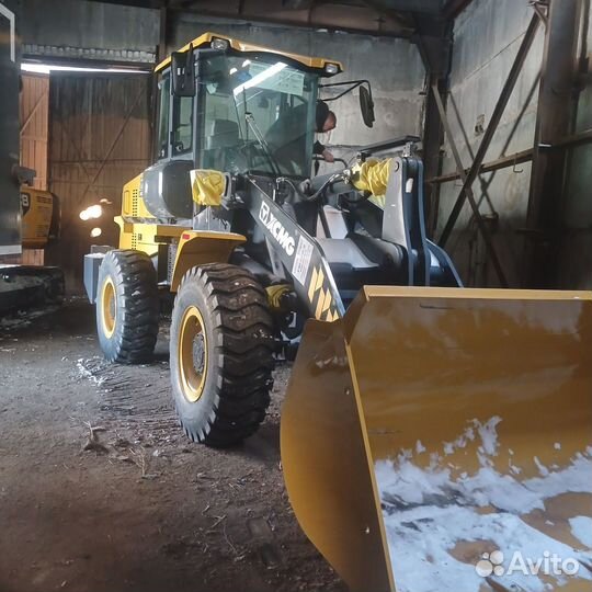 Аренда спецтехники погрузчик