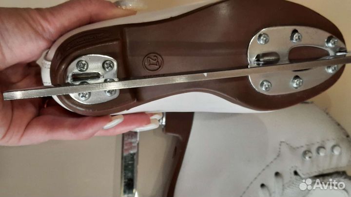 Фигурные коньки граф топаз р.27