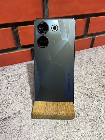 TECNO Camon 20 Pro, 8/256 ГБ